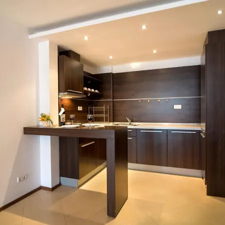 Marina - With Balkony & Desk By Flat Mаnаger Appartamento *